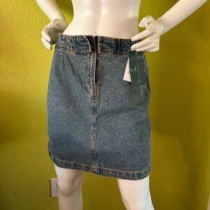 Harve Benard Size 8/Petite Denim Skirt